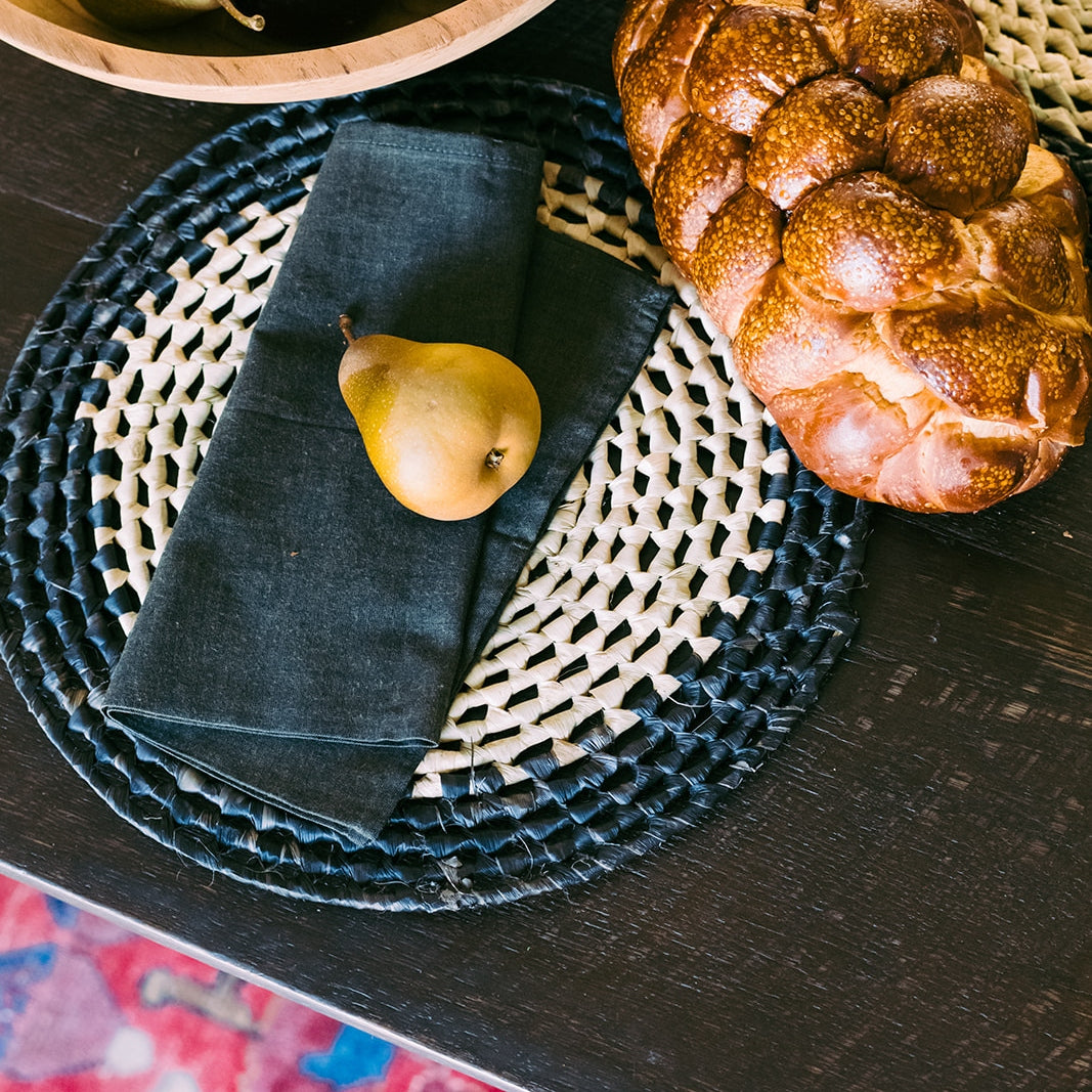Sasa Voivoi Placemat Set