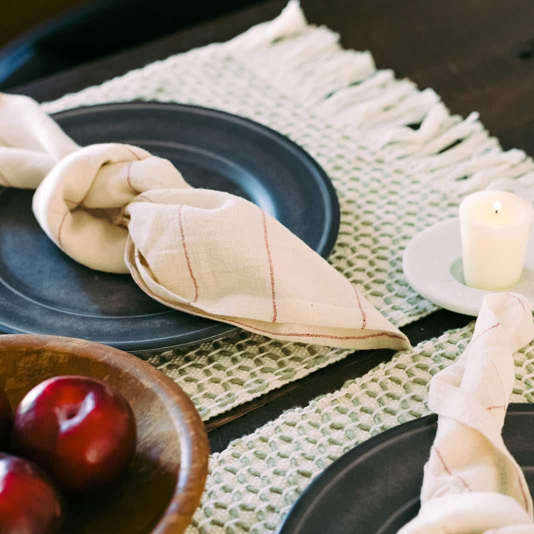 Cranberry Napkin Set